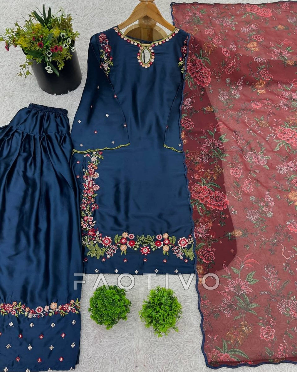 Women’s Ethnic Wear Pakistani Dress Collection | Designer Crepe Silk Suit Set with Dupatta | Available in Size S - XXL