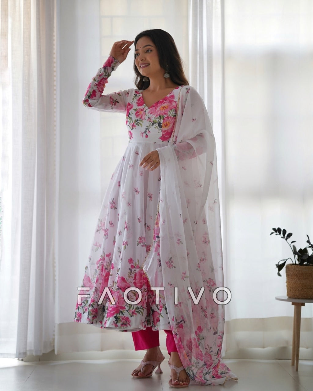 Women's Heavy Organza Silk Anarkali Gown Set