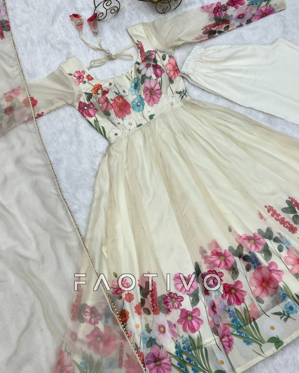 Women’s Anarkali Gown Set