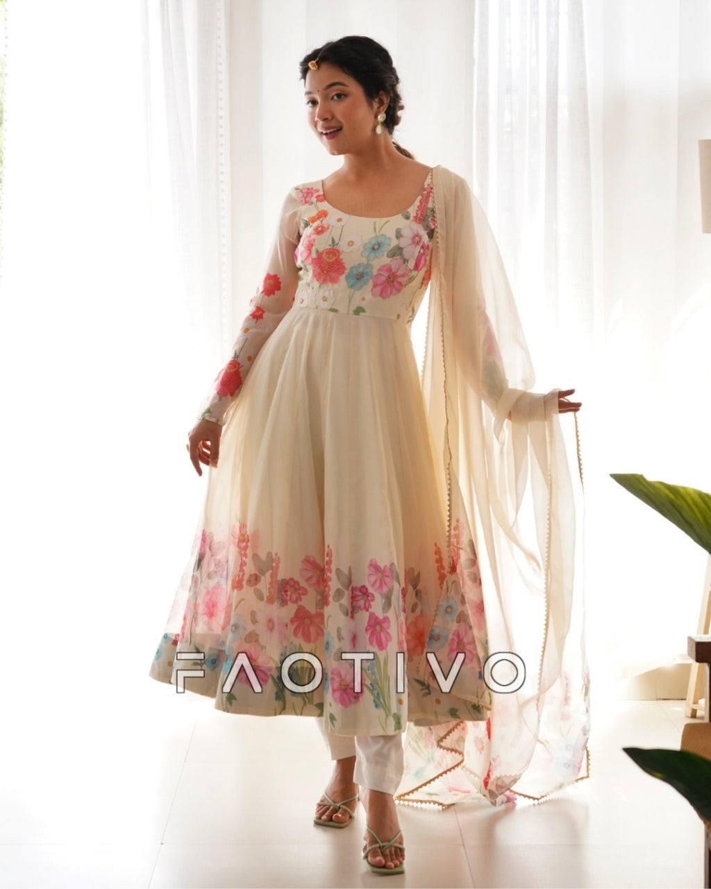 Women’s Anarkali Gown Set