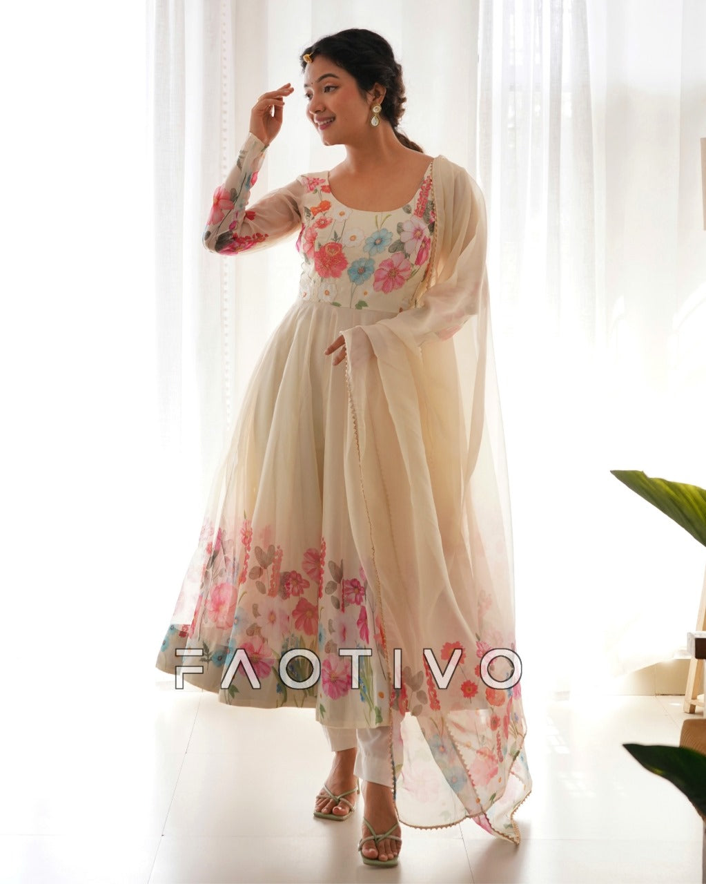 Women’s Anarkali Gown Set
