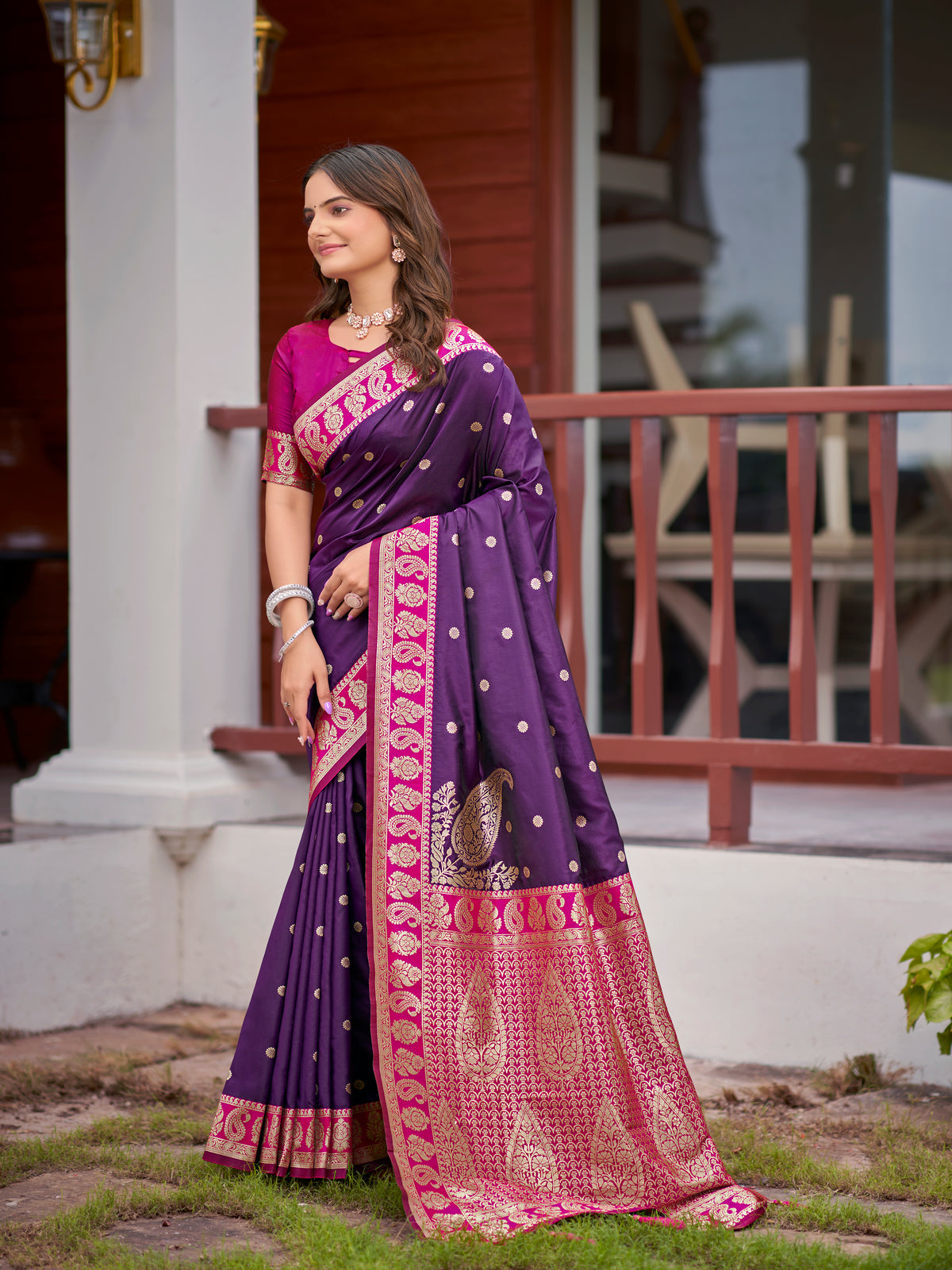 Deep Purple & Magenta Pink Woven Jacquard Silk Saree with Blouse Piece