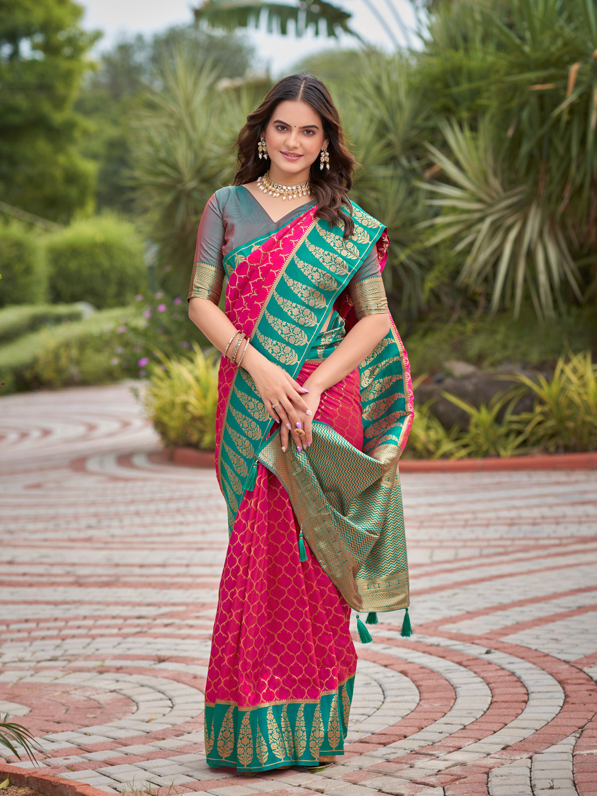 Rani Pink & Peacock Green Woven Jacquard Silk Saree with Blouse Piece
