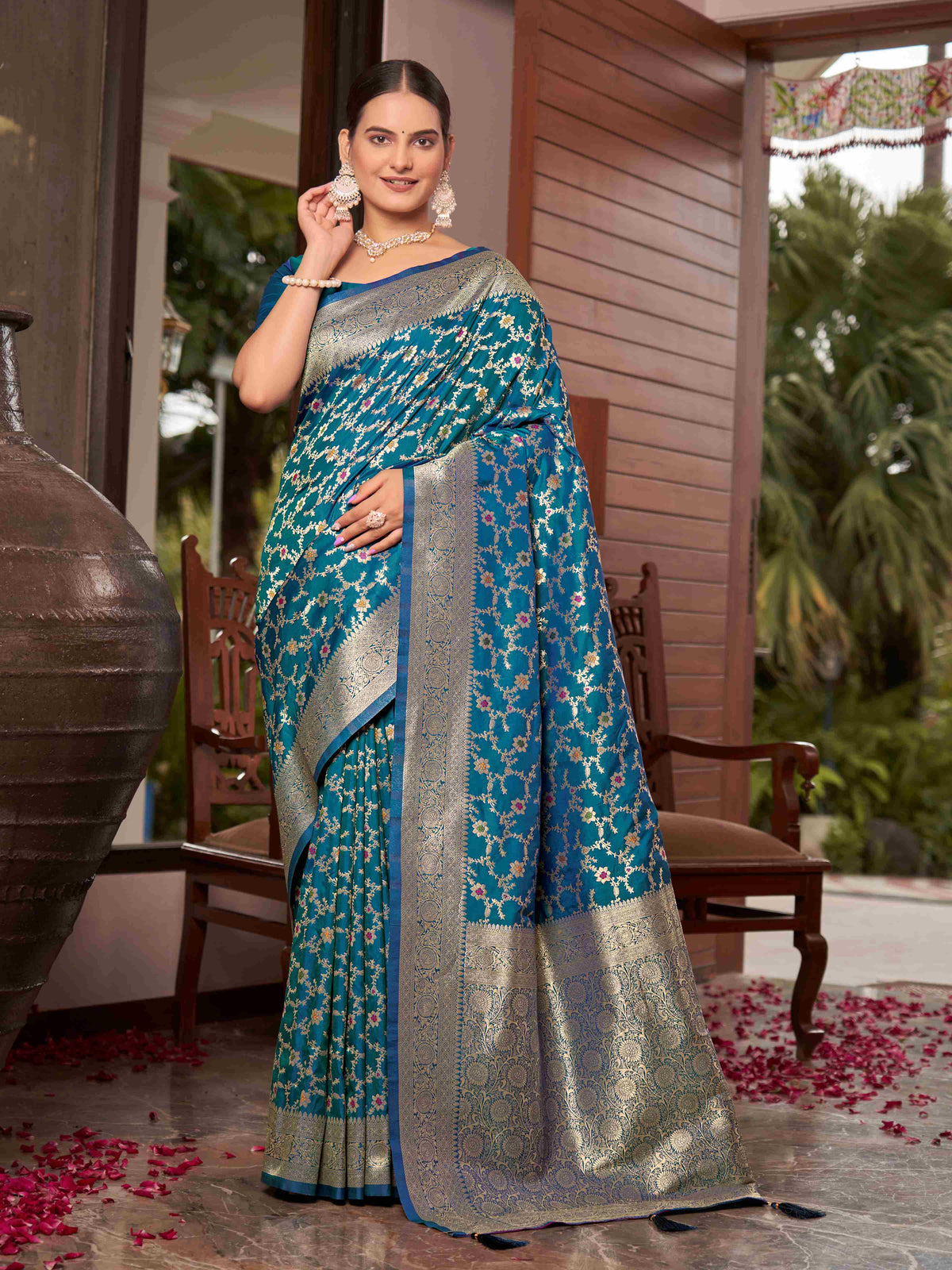 Teal Blue Floral Jaal Woven Jacquard Silk Saree with Blouse Piece