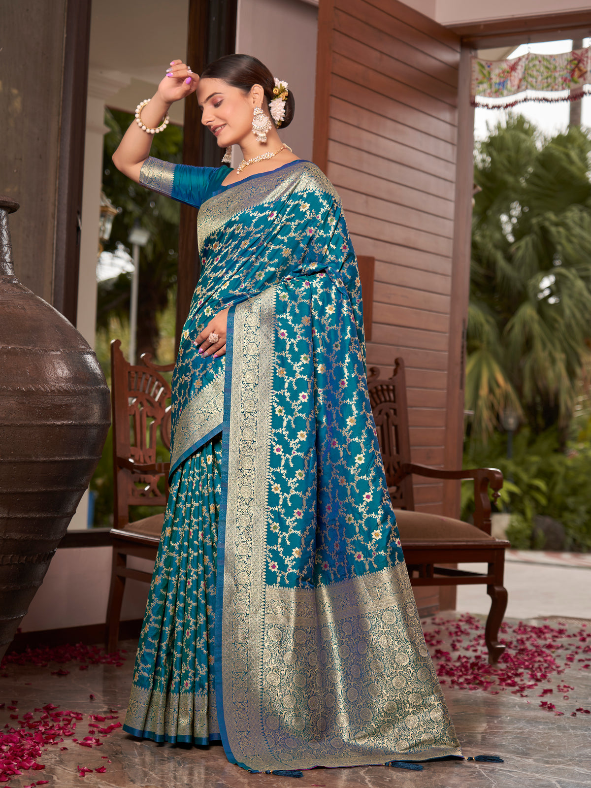 Teal Blue Floral Jaal Woven Jacquard Silk Saree with Blouse Piece
