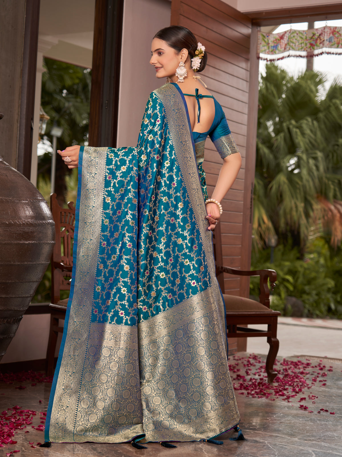 Teal Blue Floral Jaal Woven Jacquard Silk Saree with Blouse Piece